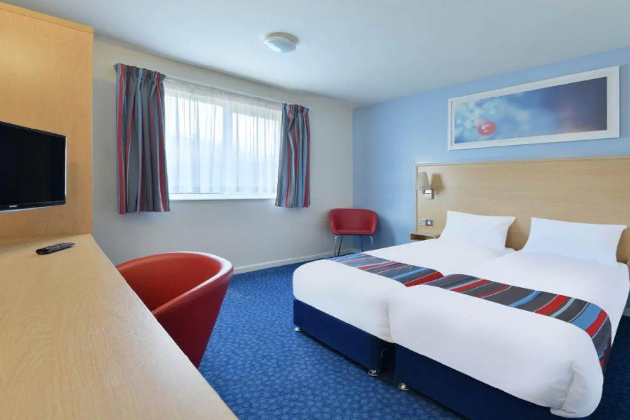 Travelodge Manchester Birch M62 Eastbound Heywood Екстериор снимка